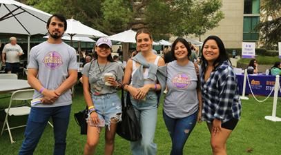 students at Whittier College's new student orientation