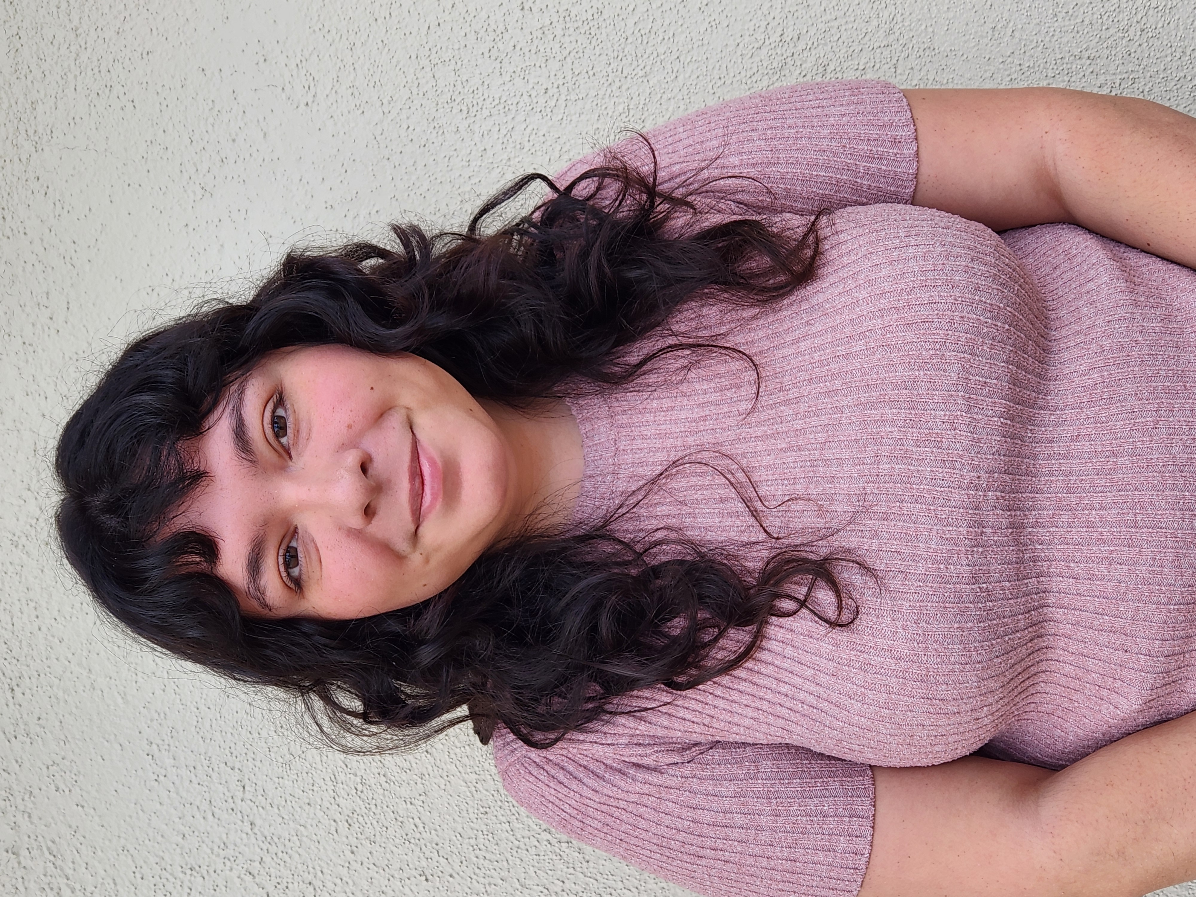 Frida Munoz Headshot