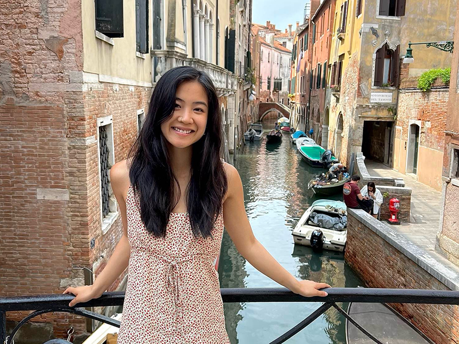 Maya in Rome