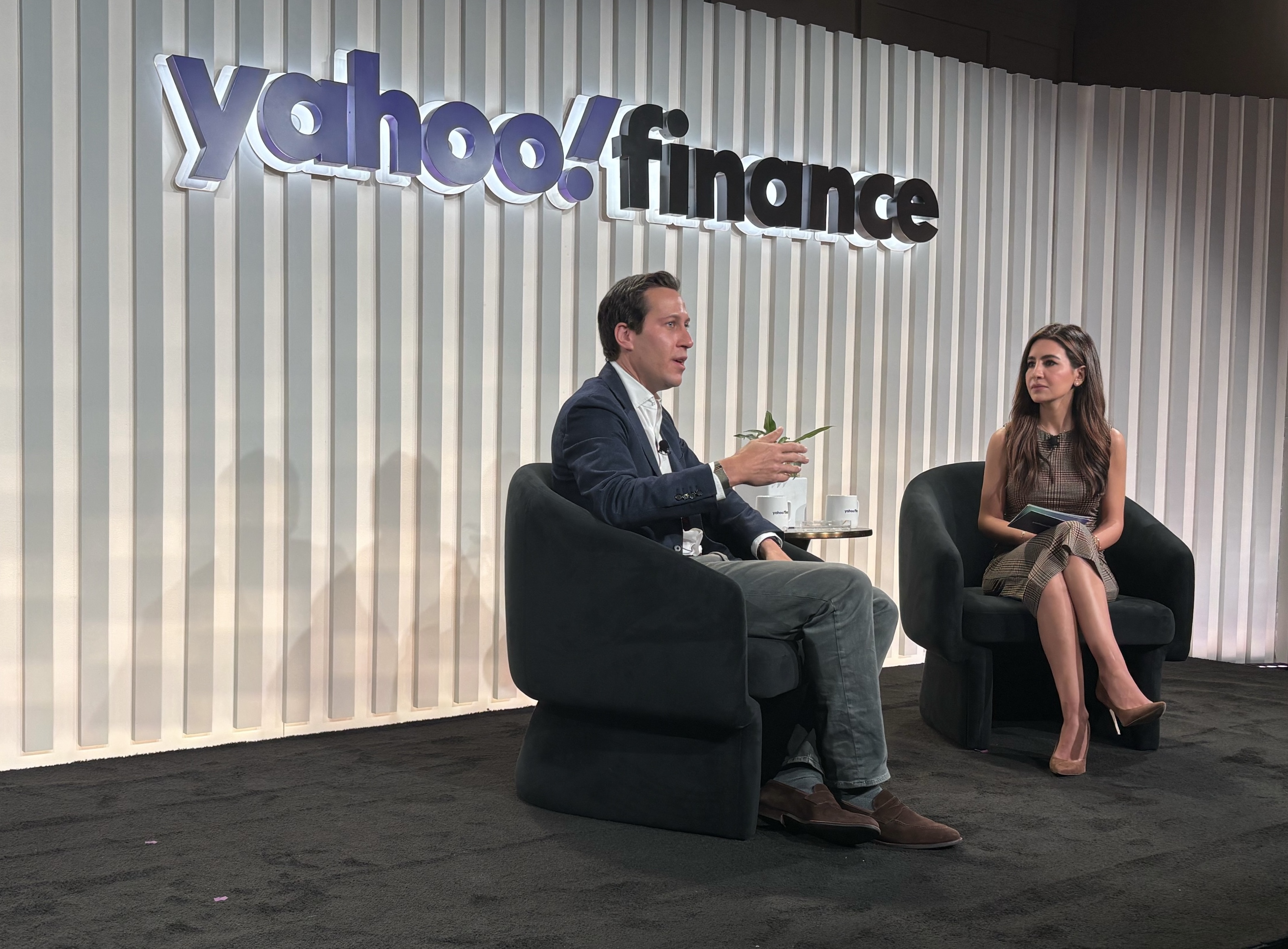 Yasmin Khorram ’10 speaks to the CEO of Precision Neuroscience at the Yahoo! Finance Invest conference in November. | Courtesy Yasmin Khorram ’10