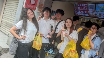 Whittier and Chinese students mingle during the Intex internship | Courtesy Naia Watkins